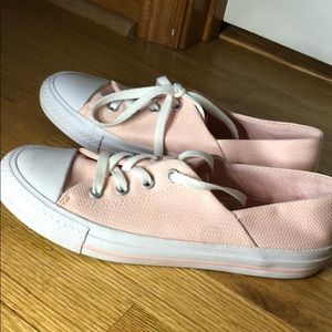 Pink converse.